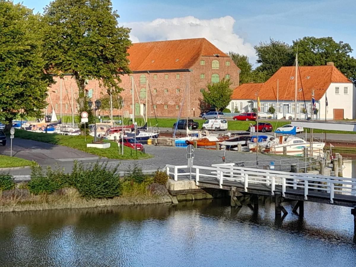 Hotel Nordfriesisches Haus Tönning Esterno foto